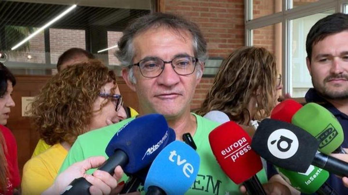 Declaraciones de sindicatos de profesores tras firmar tan solo el acuerdo de burocracia con Educación tras la reciente huelga