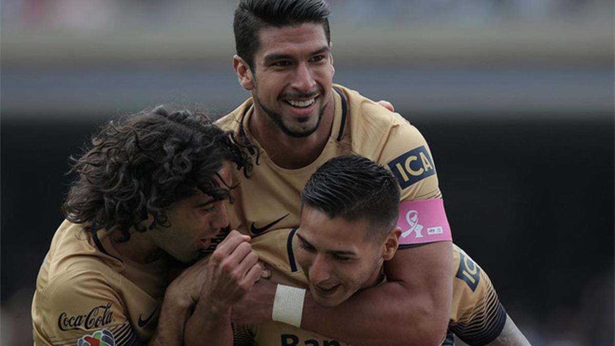 Los Pumas siguen líderes