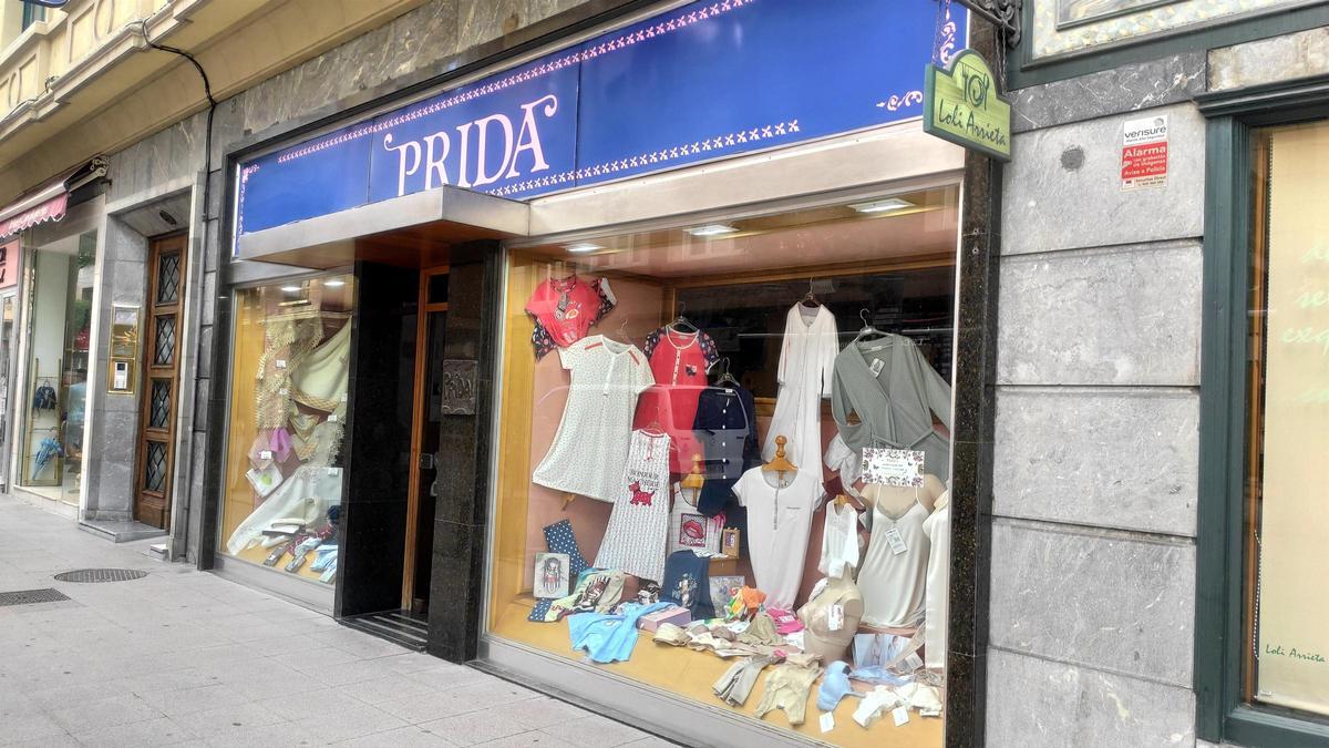 Pequeño comercio en Oviedo.