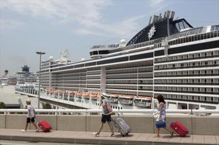 Cada escala de crucero en Barcelona da un millón de euros