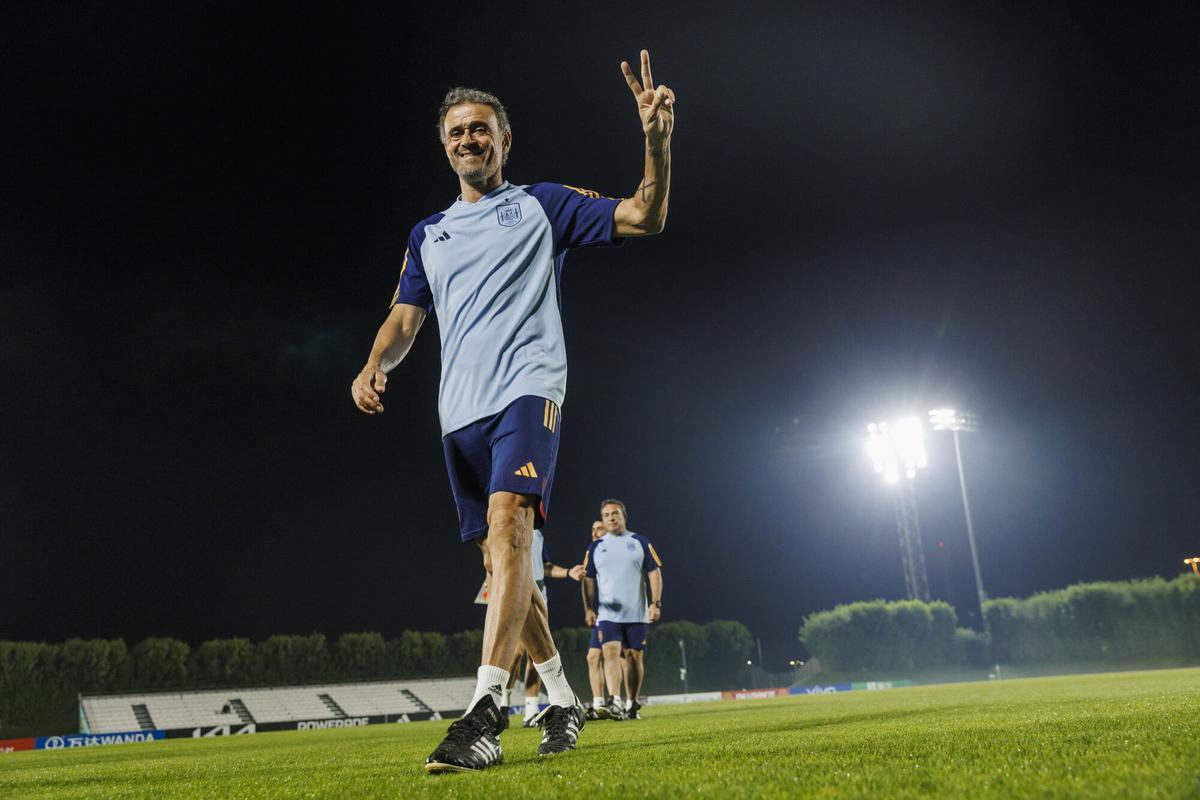 Luis Enrique durante un entrenamiento de la Seleccion Española en el Mundial de Qatar