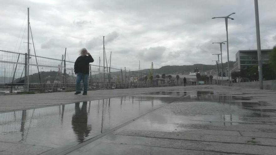 Zona del puerto de Vigo, esta mañana. // J. Lores