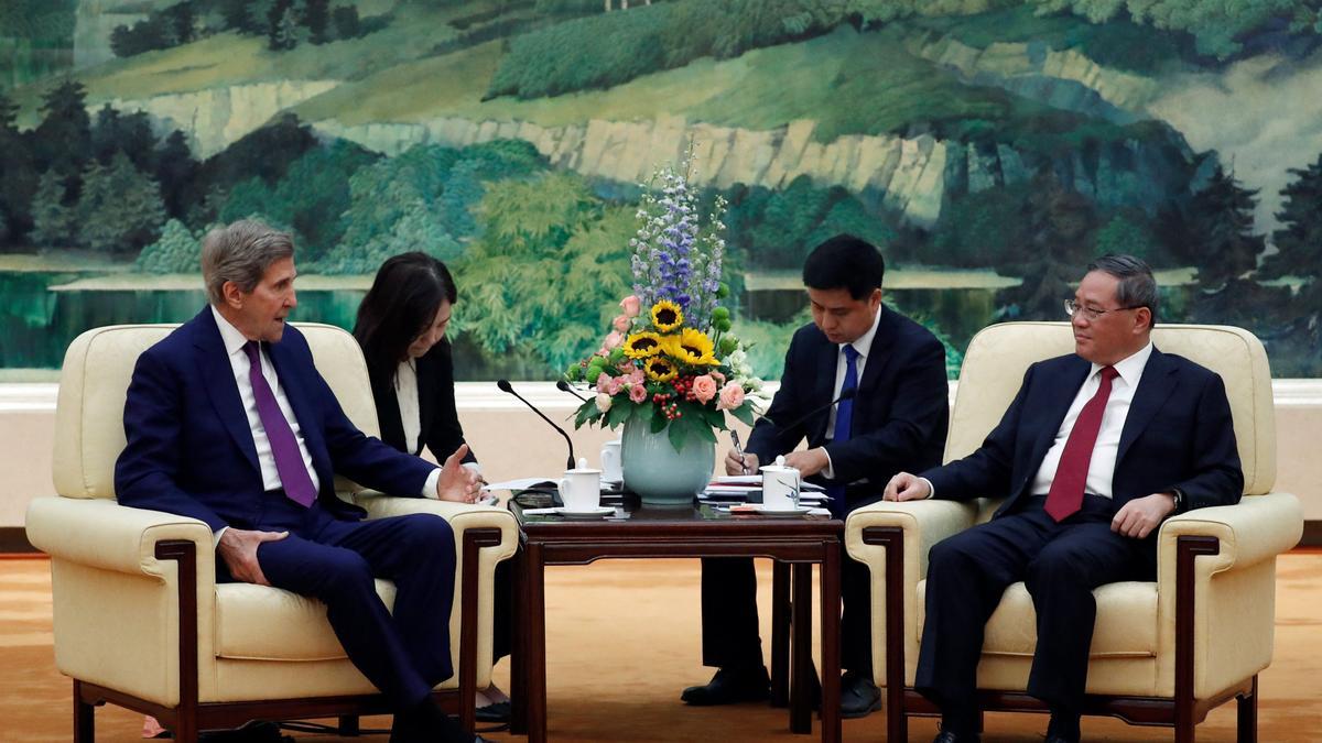 Reunión entre John Kerry y Li Qiang