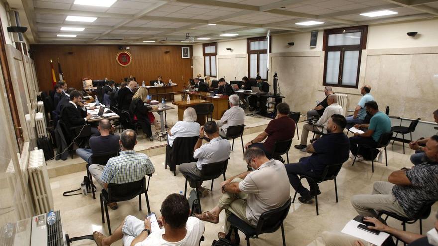 Vista de la sala donde se celebra el macrojuicio por el llamado caso Cursach.