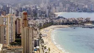 Benidorm marca senda veraniega con una ocupación del 89,4 % en el arranque de julio