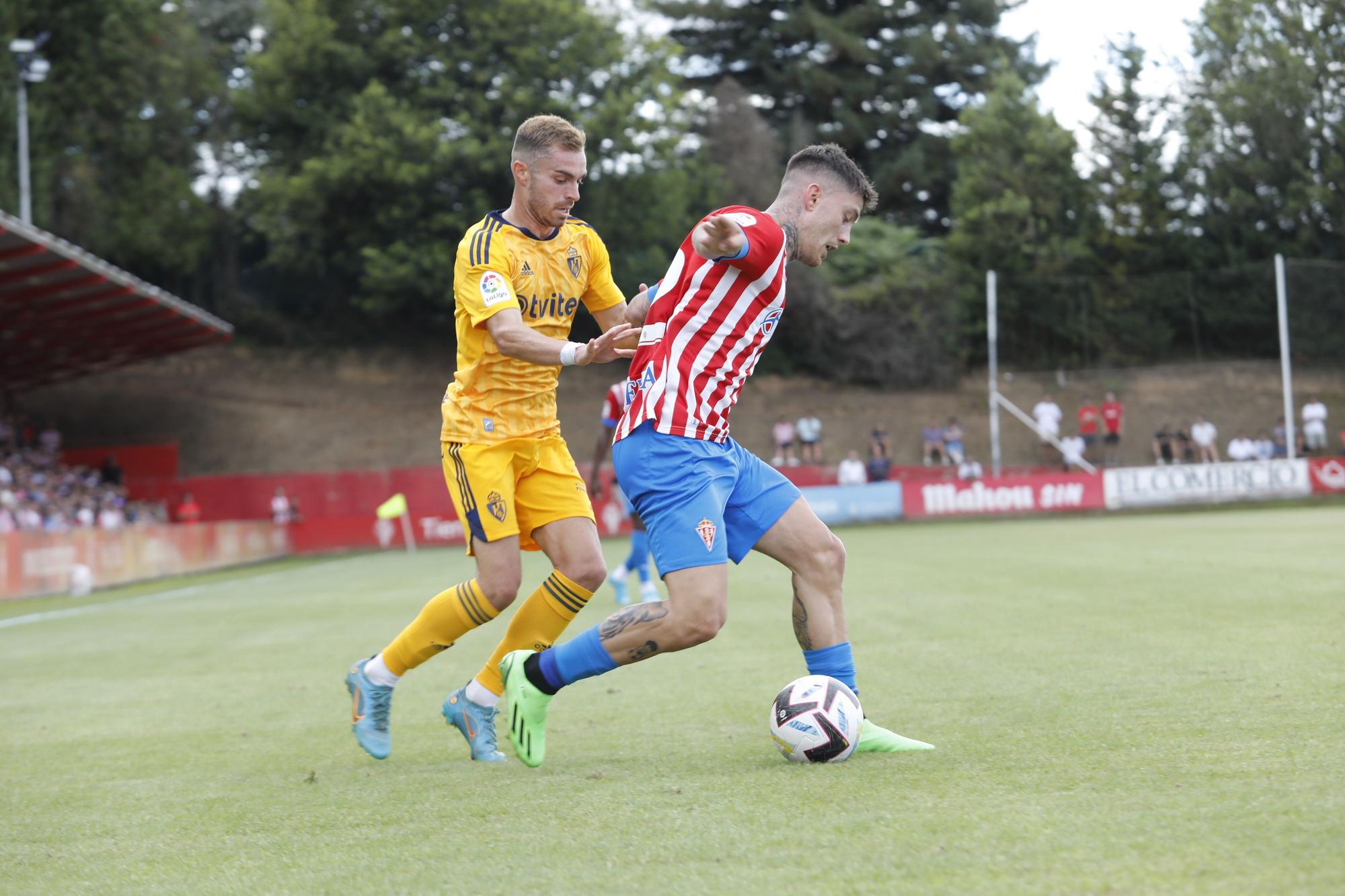 El Sporting empata ante la Ponferradina en su cuarto partido veraniego