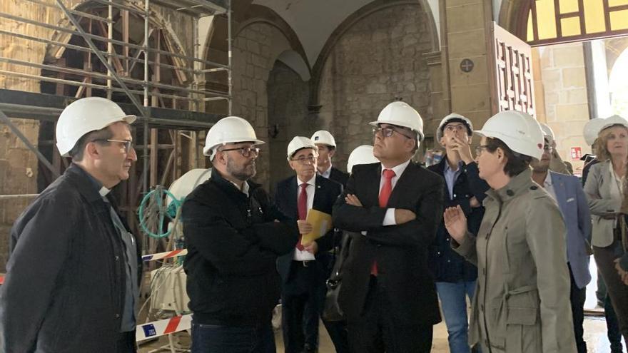 El delegado del Gobierno visita las obras de la Iglesia de Nuestra Señora de la Asunción de Utiel