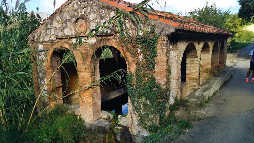 Territori i llengua: les Valls de la Marina, un paisatge literari i històric