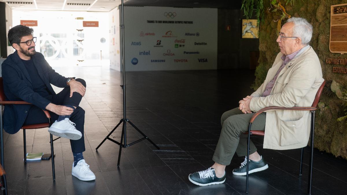 Blanco recibió a SPORT en el COE