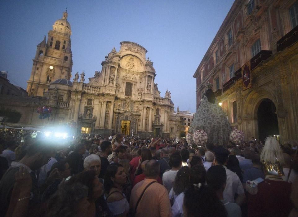 La Fuensanta baja en romería hasta la Catedral