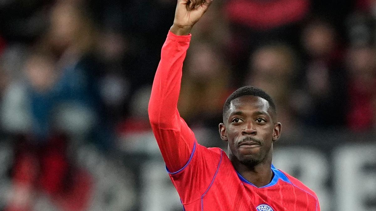 Dembélé celebra su tanto ante el Bayer Leverkusen