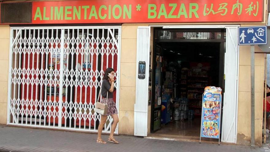 Bazar chino asaltado en la calle Duque.