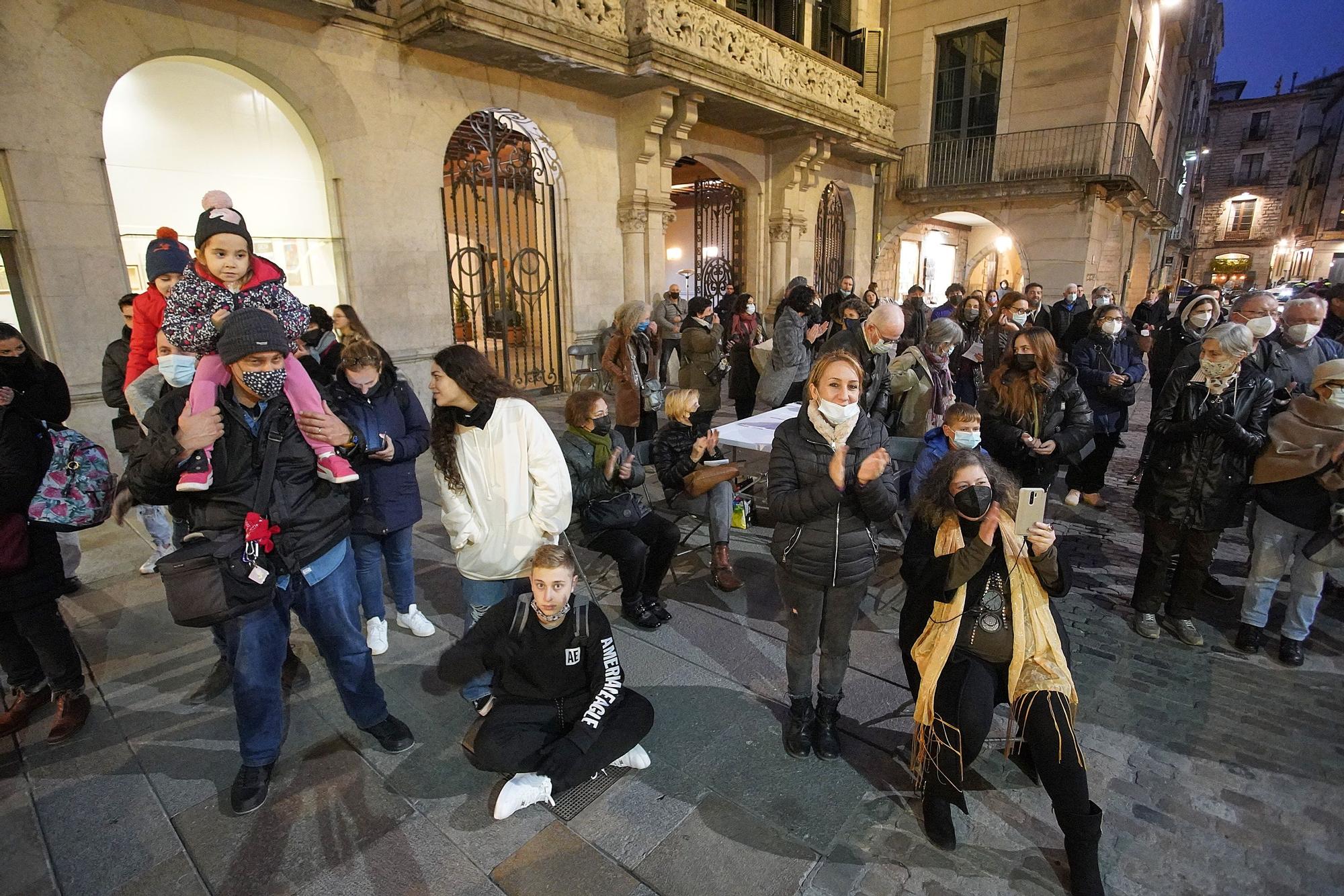 Girona celebra la Hanukkà i fa un clam per la convivència