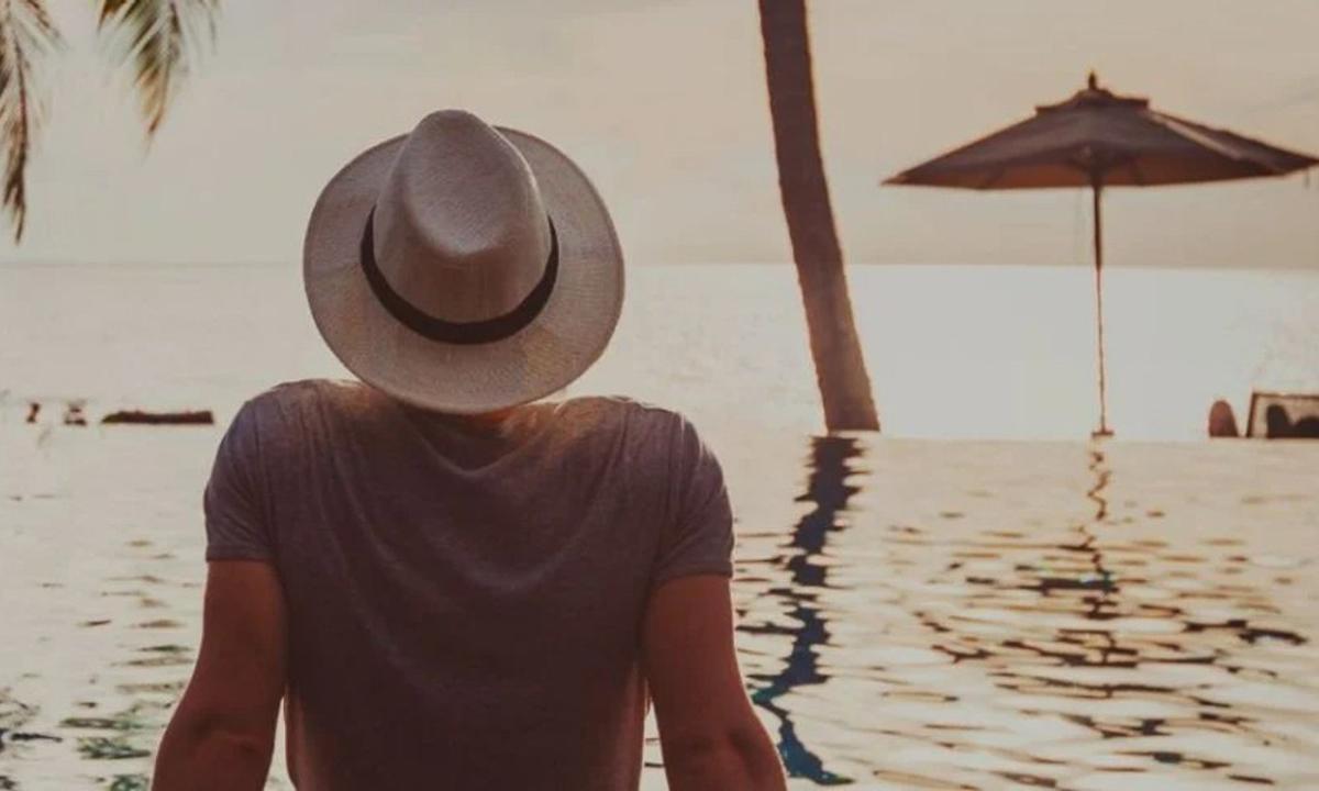 Viajar con tranquilidad empieza antes de hacer la maleta: planificar bien cada detalle permite disfrutar del destino sin preocupaciones.