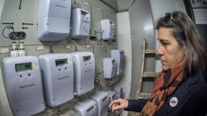 Casi dos millones de clientes de luz huyen de la tarifa regulada durante la crisis energética