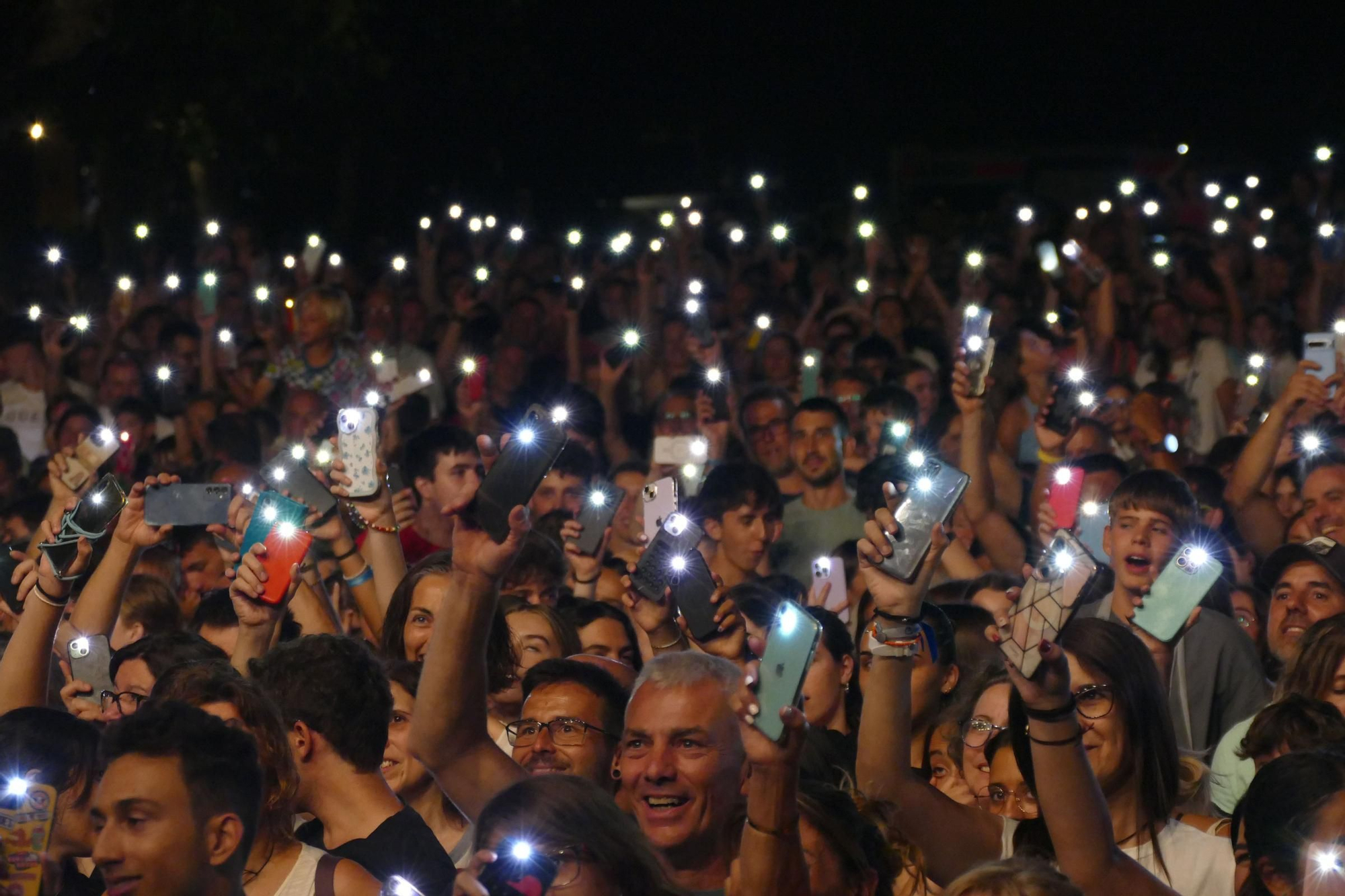 La segona Bertranada Fest congrega unes 8.000 persones als concerts de Ginestà i Búhos