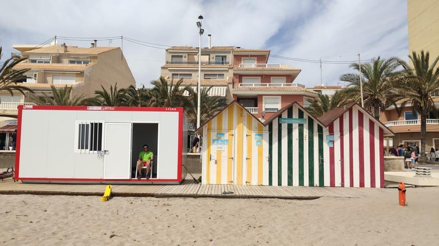 Cuatro rescates y nueve asistencias sanitarias, balance de Salvamento y Socorrismo en las playas de El Campello