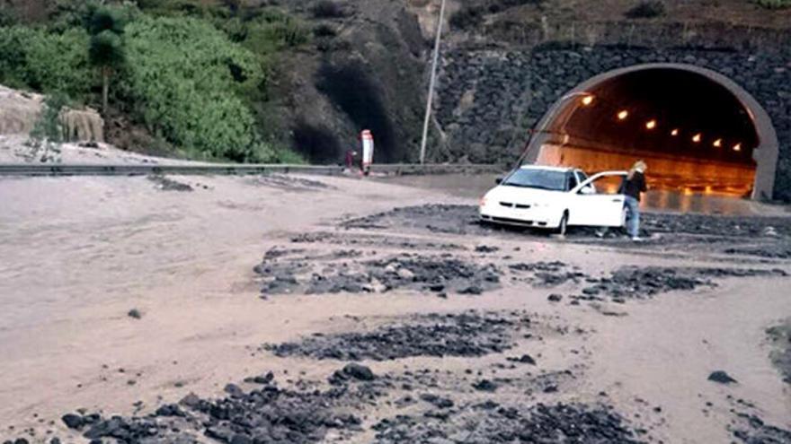 Augusto Hidalgo: &quot;Tenemos que buscar soluciones al túnel de la Laja&quot;