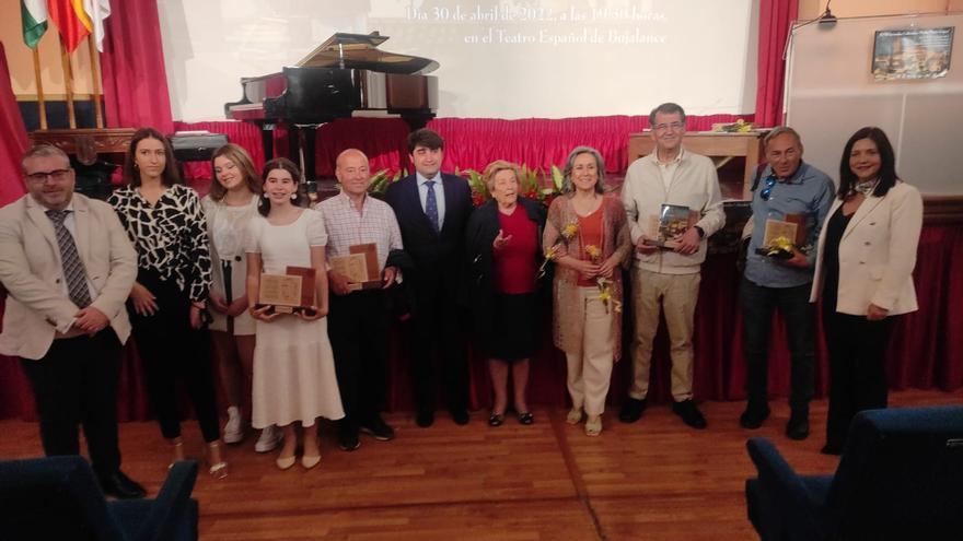 Gregorio Dávila se alza con el Premio Nacional de Poesía Mario López