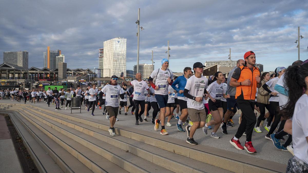 Barcelona corre contra el cáncer en el Fòrum