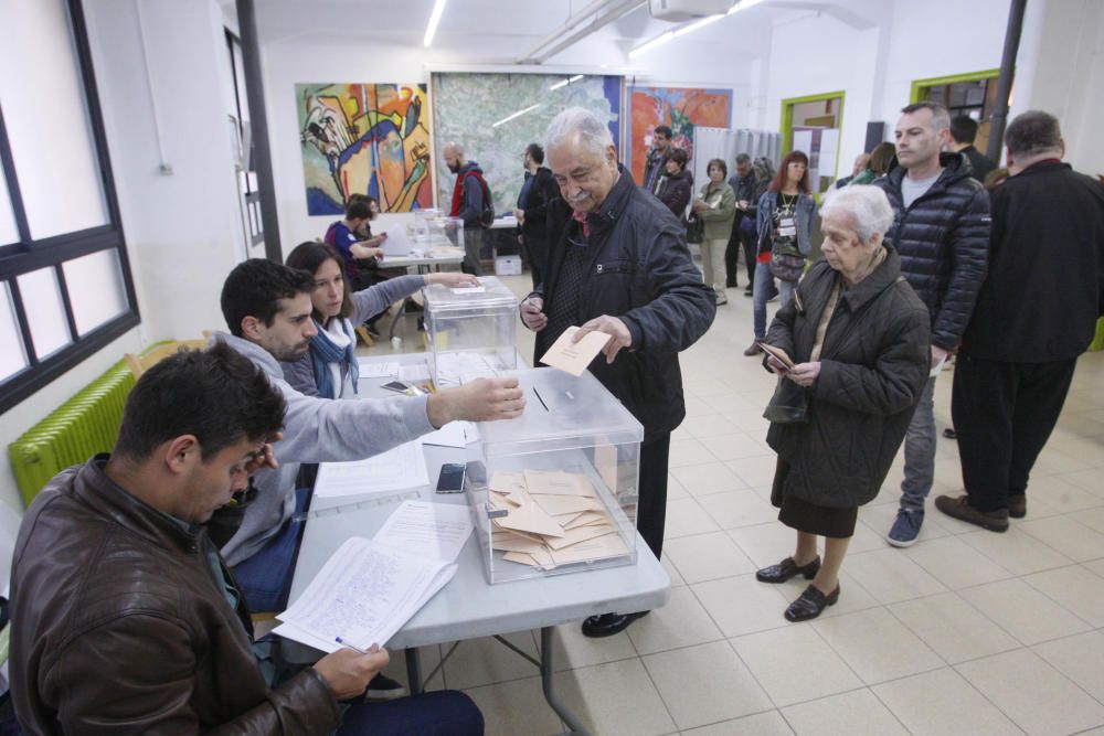 Votacions a l''Escola Eiximenis de Girona