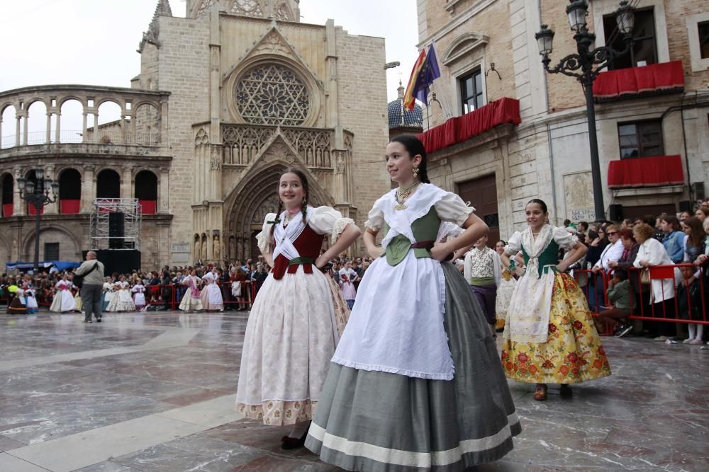 Dansà infantil a la Virgen