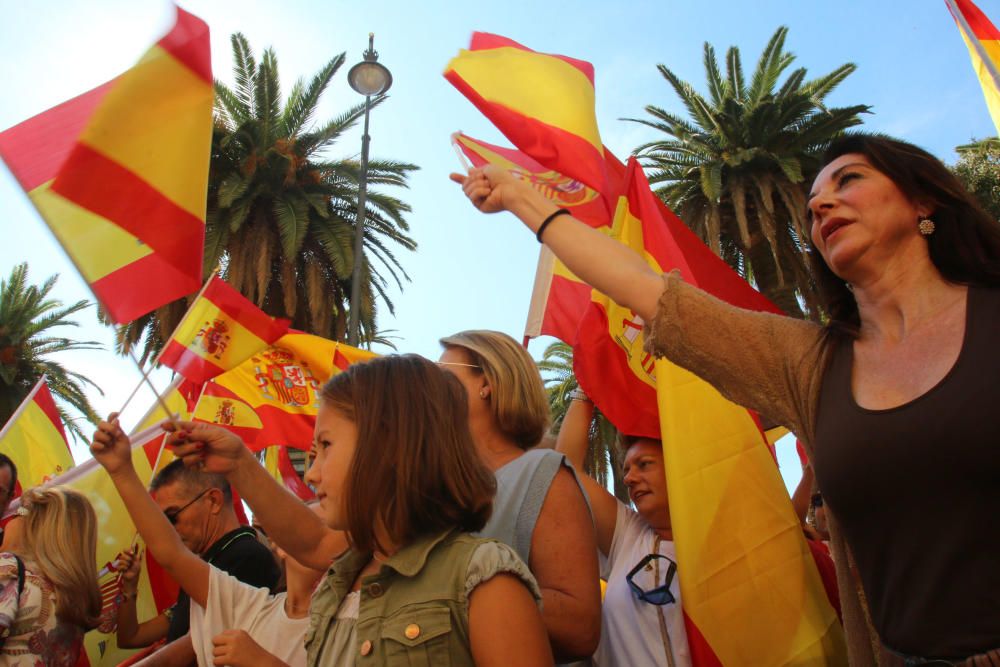 Cientos de malagueños protesta por el referéndum