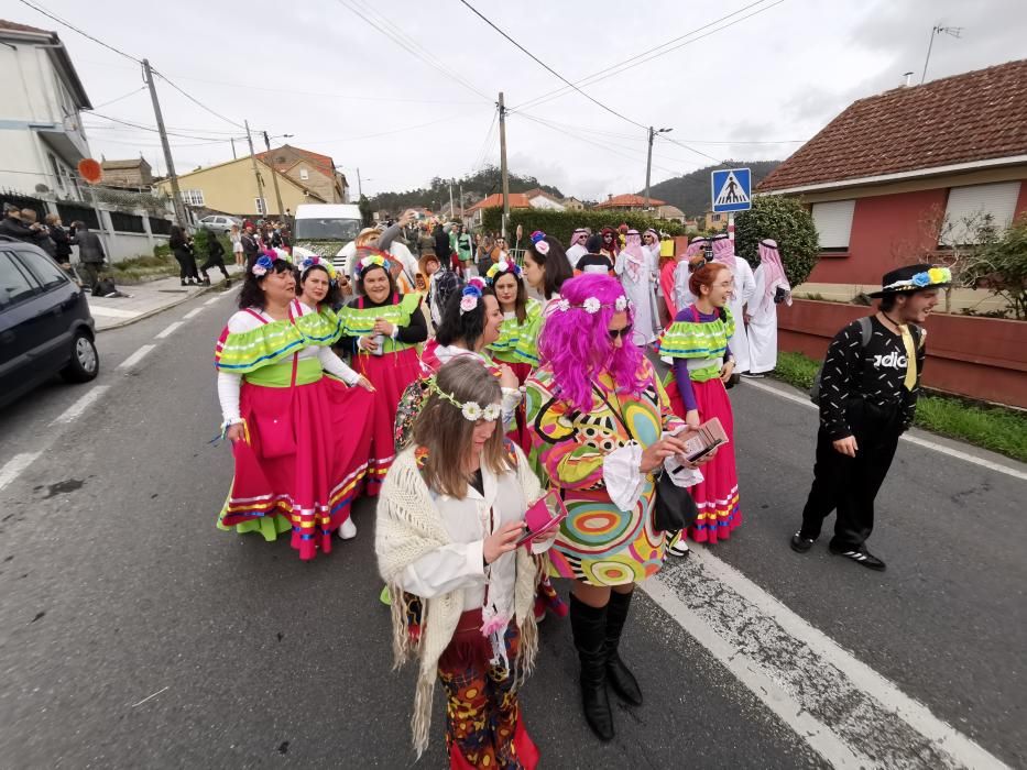 Moaña, Aldán y Bueu dicen adiós a sus carnavales con altas dosis de humor y originalidad.