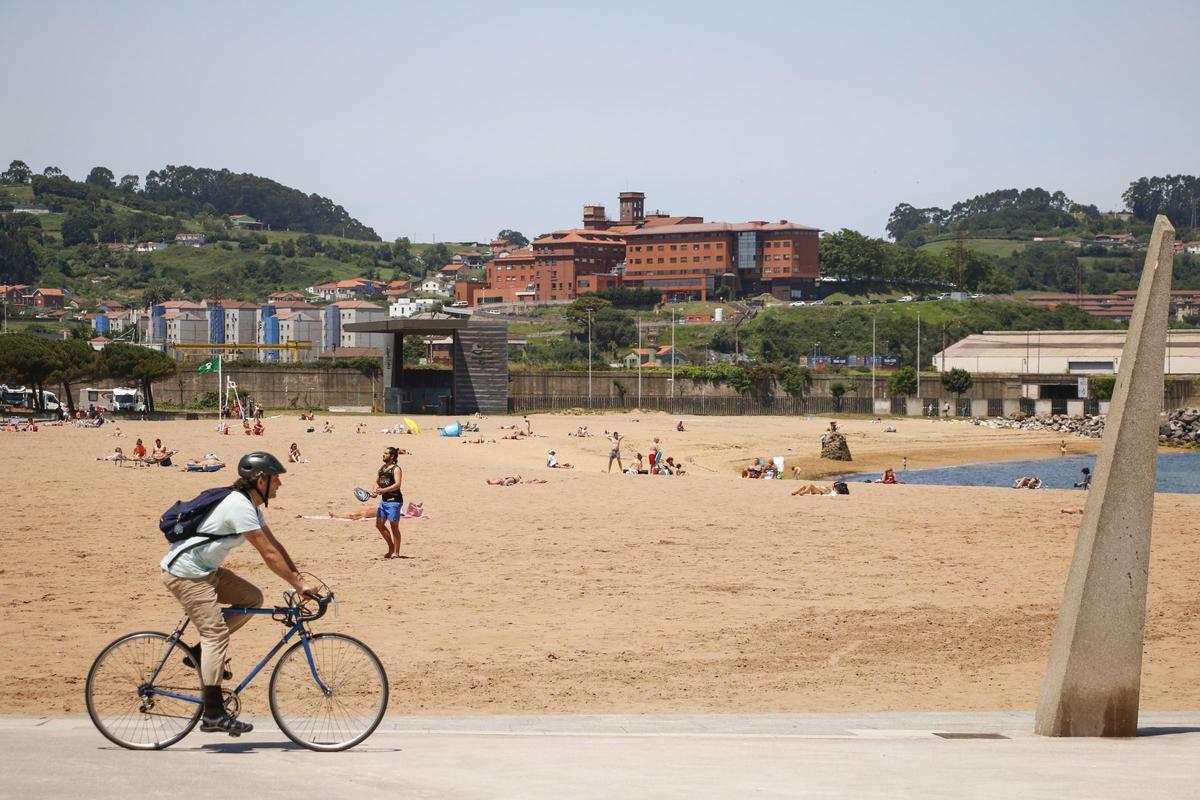 Una vista de la playa del Arbeyal.