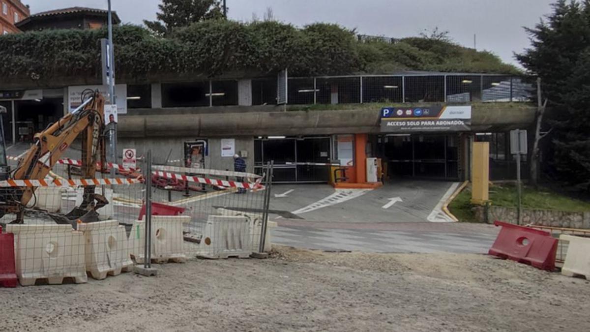 El aparcamiento subterráneo de la Mota está incluido en el lote. | J. A. G.