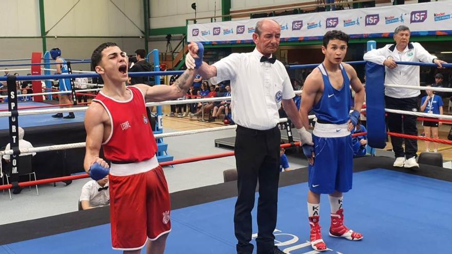 El boxeador Rafael Lozano, oro con España en la Gymnasiada