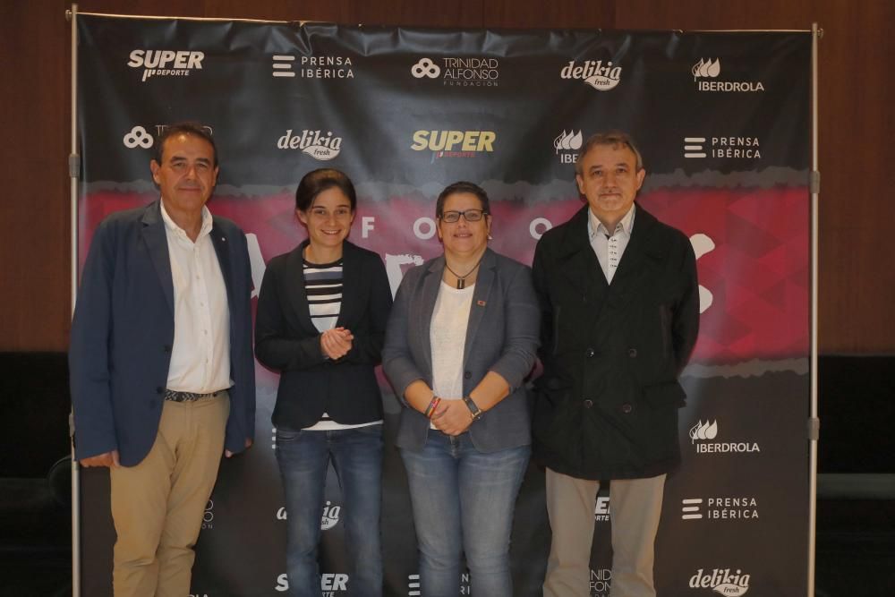 Debate entre Campeonas en el tercer Foro 25 años de SUPER, en imágenes