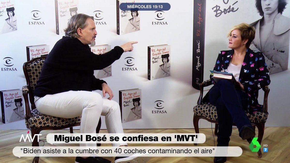 Miguel Bosé con Cristina Pardo.