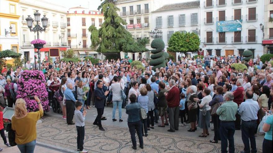 El Pleno municipal debate hoy la moción de censura contra Ceballos