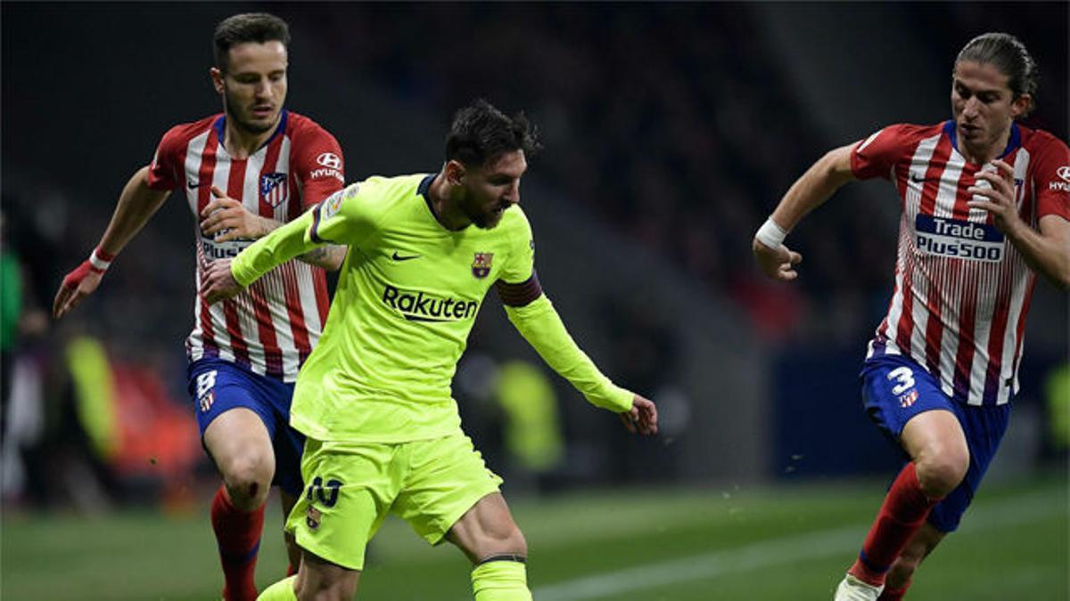 Filipe Luis necesitó una brújula después de este regate de Messi