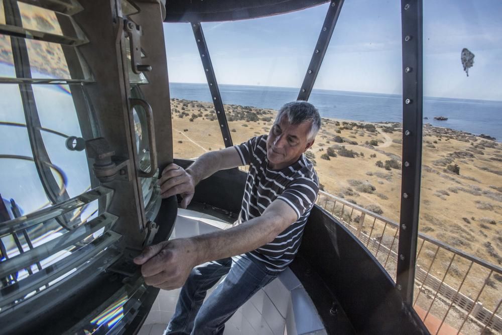 Imágenes espectaculares de los faros de Alicante