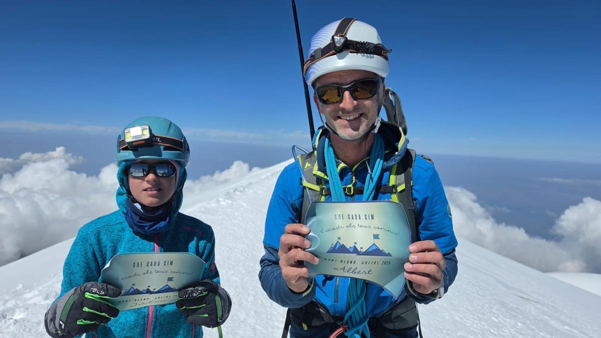 La Júlia i el seu pare Albert al cim del Montblanc
