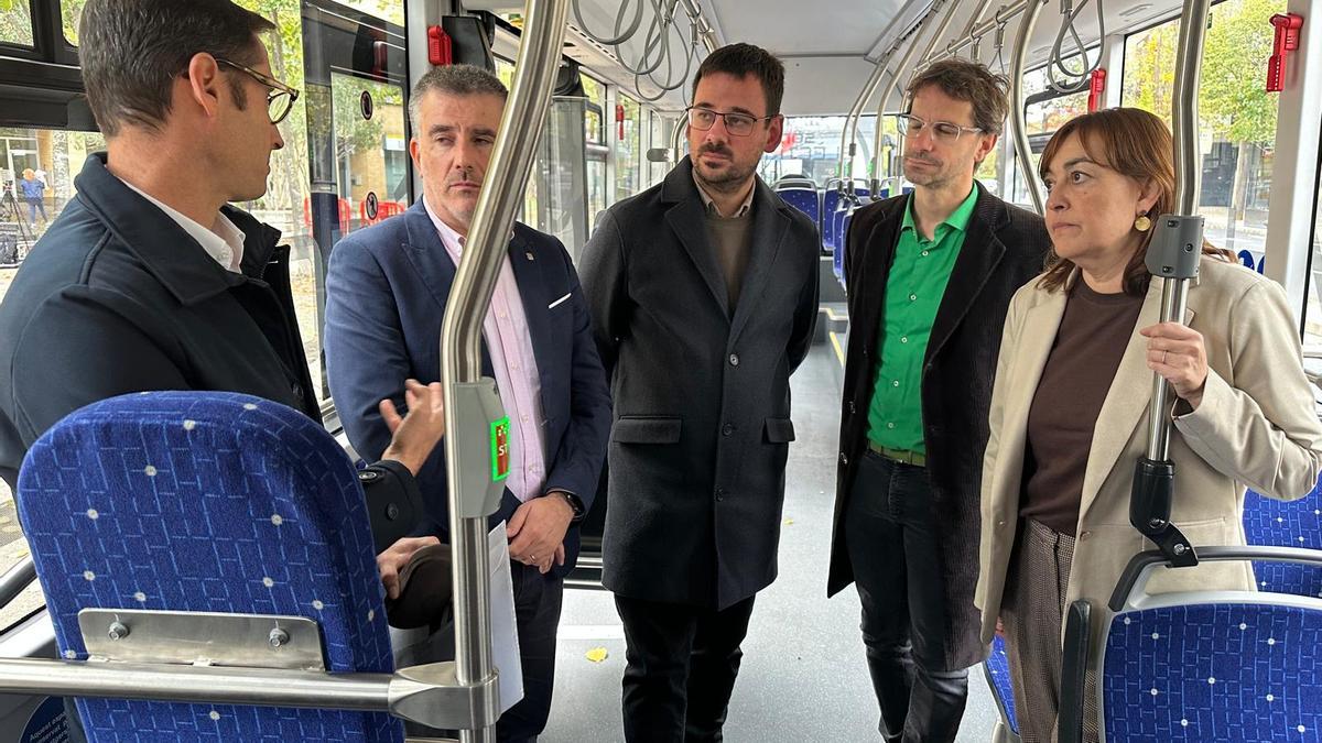 La consellera de Territori y el alcalde de Girona