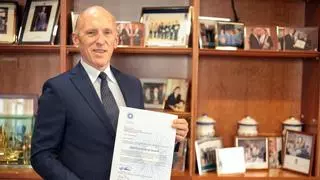 La Academia Suiza de Oftalmología distingue al especialista de Alicante Jorge Alió