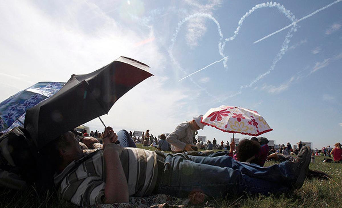Alguns dels assistents al Saló internacional de l’aviació i l’espai que se celebra a Jukovski, als afores de Moscou.