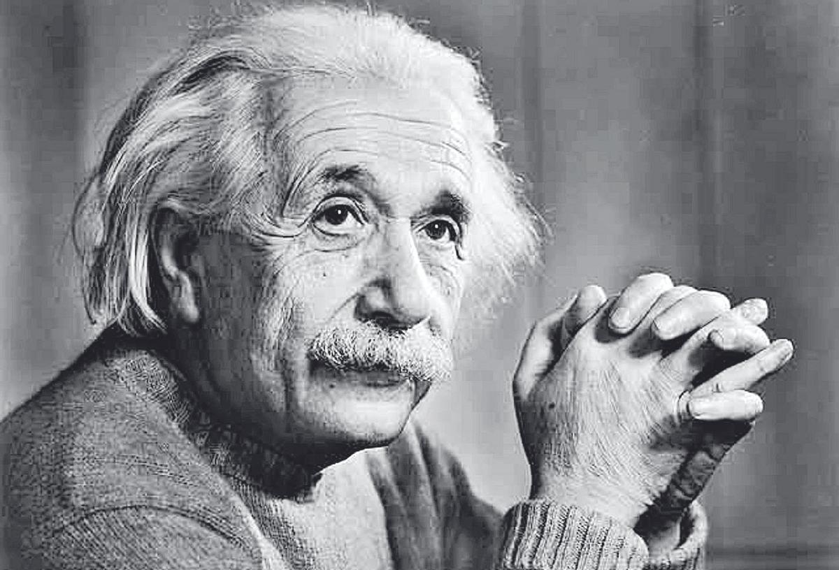 Albert Einstein: “La imaginación es más importante que el conocimiento”