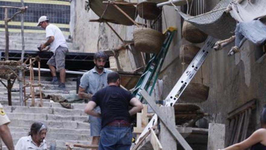 Un cavall pujarà i baixarà les escales de la Catedral en el rodatge de «Joc de trons»