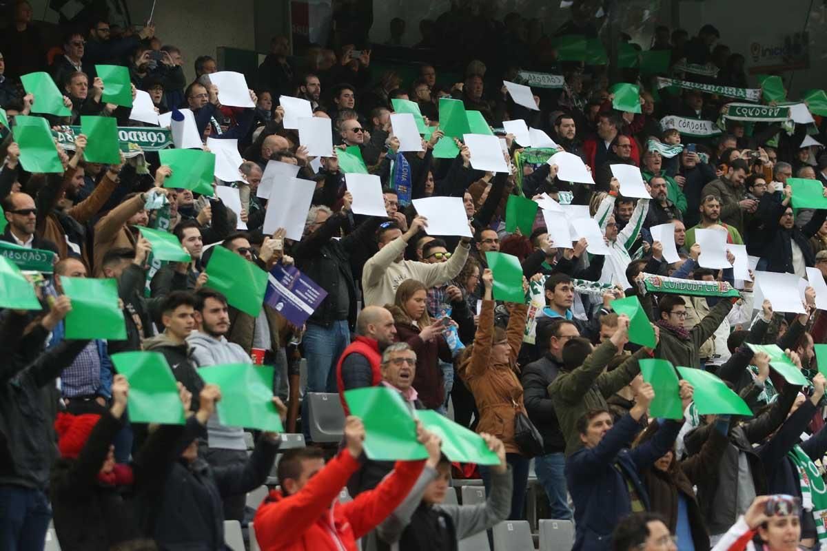 Así vivió la afición el empate del Córdoba ante el Oviedo