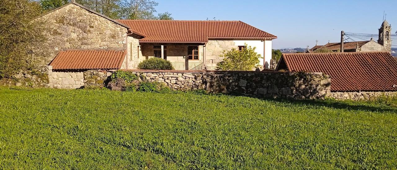 Antiga reitoral ou pazo dos abades de Moaña.