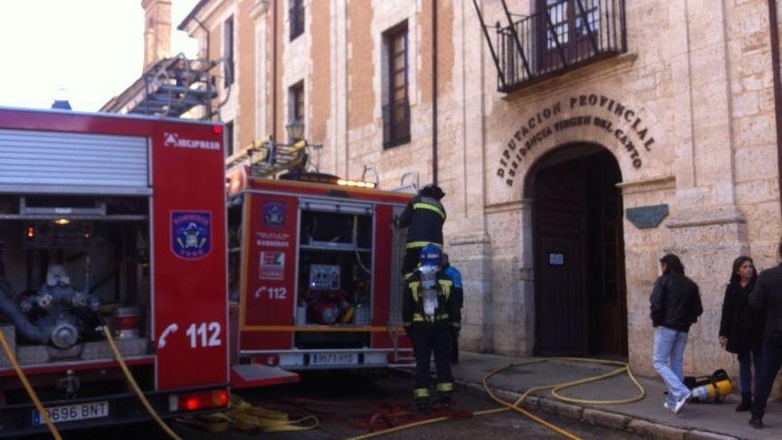 Los Bomberos, en la residencia de la Virgen del Canto de Toro