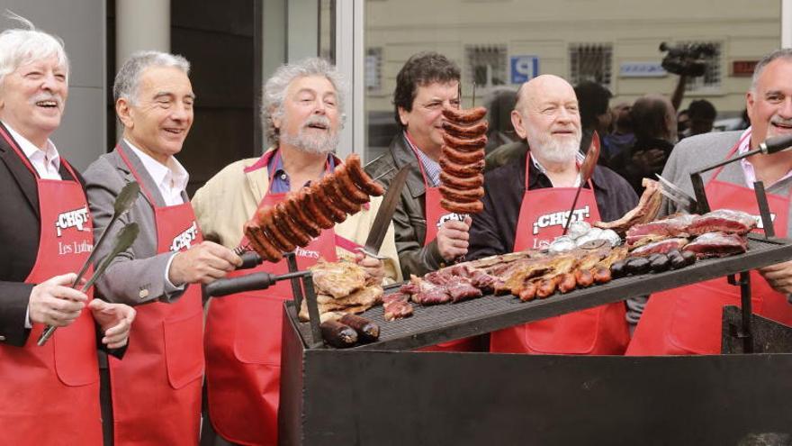 El grupo durante la presentación de su espectáculo