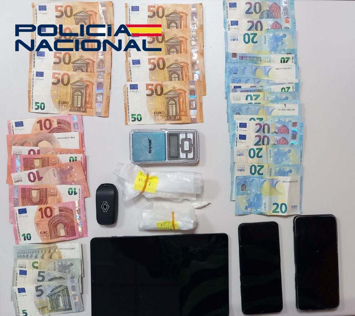 Efectos intervenidos por la Policía Nacional.