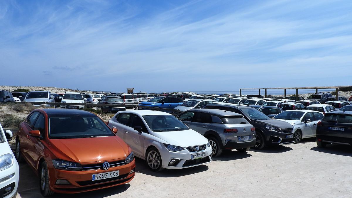 Formentera cobrará una tasa a los turistas con vehículo que circulen por la  isla - Diario de Ibiza