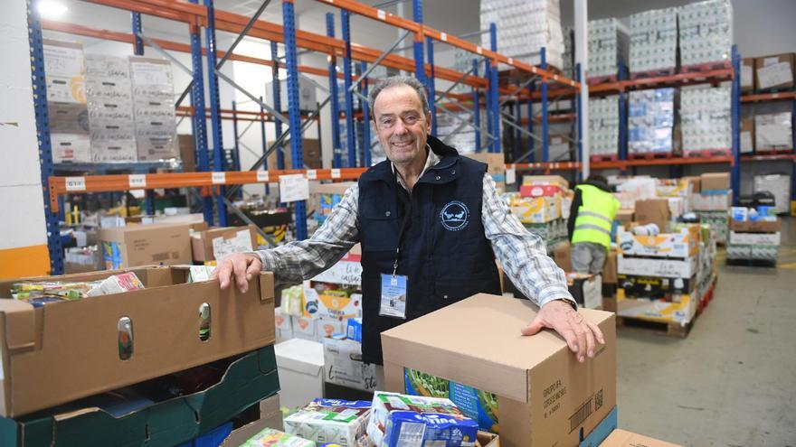 Del parte de expulsión al palé solidario: voluntariado estudiantil en el Banco de Alimentos de A Coruña