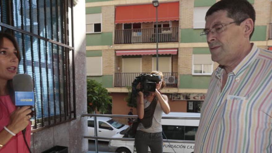 El ex alcalde de Polop, considerado autor intelectual del crimen, Juan Cano a su llegada a los juzgados esta mañana